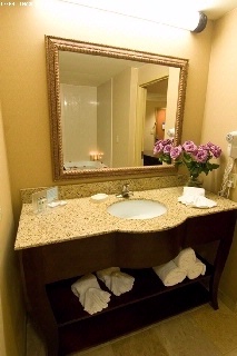 Hampton Inn Nanuet / Rockland County Ny - Enjoy The Luxurious Bathrooms With Granite And Cherry Vanity
