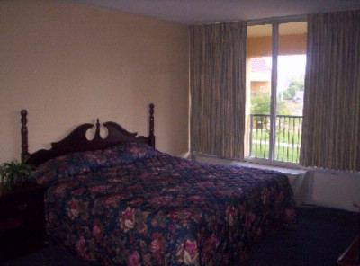 Lincoln Inn & Suites - 