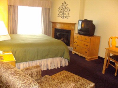 Country Inn & Suites Galena - 