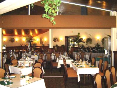 Quality Inn & Suites Golf Resort - T.a. Fitzgerald's Restaurant & Spirits