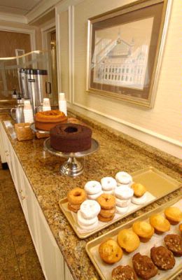 Five Towns Motor Inn - Coffee And Cake Availble 24 -7