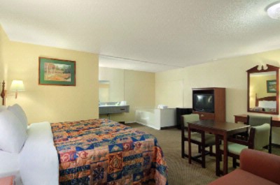 Days Inn - 