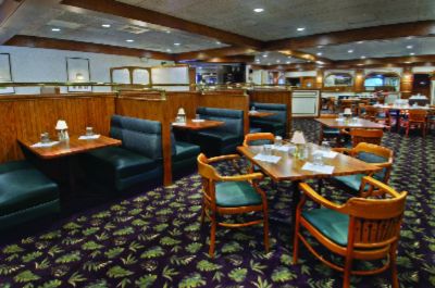 Howard Johnson Plaza - 