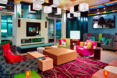 Aloft BWI Airport - Aloha Desk