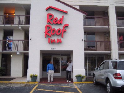 Red Roof Inn - 