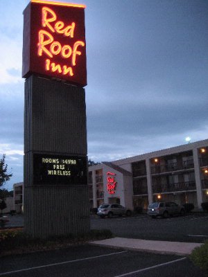 Red Roof Inn - 