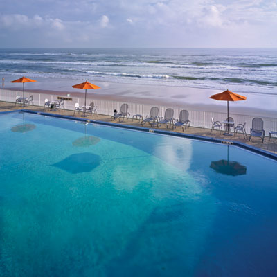 Daytona Seabreeze - Pool & Beach View