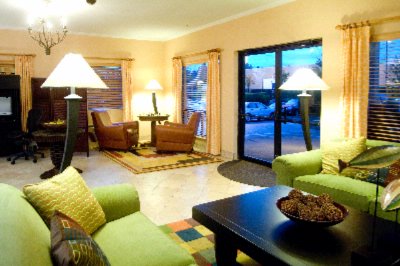 Phoenix Inn Suites - 