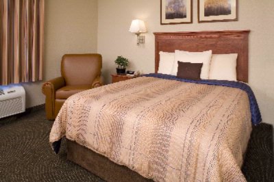 Candlewood Suites Detroit Southfield - 