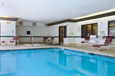 Days Inn & Suites Albuquerque Airport - 