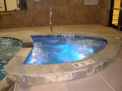 La Quinta Inn & Suites - Relax In Our Spa.