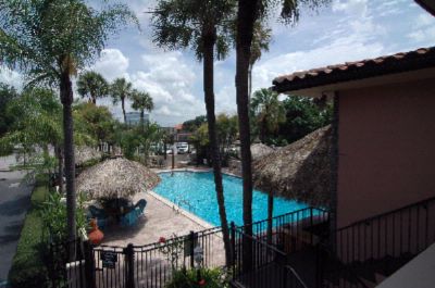 Tahitian Inn Cafe & Spa - Pool