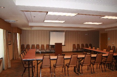 Holiday Inn Express & Suites - Meeting Room