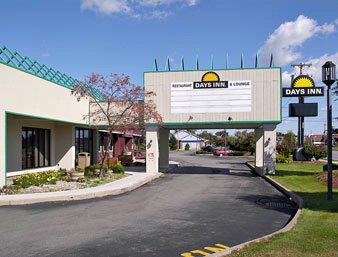 Days Inn Thruway