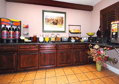 Comfort Inn Los Angeles City Center - Breakfast Area