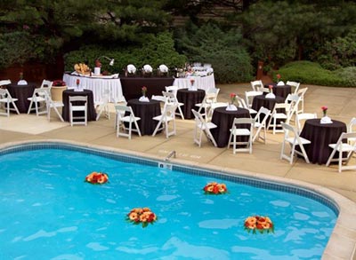 Marriott Residence Inn Plainview - Outside Cocktail Reception Poolside