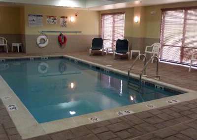 Comfort Suites Hershey - Indoor Pool