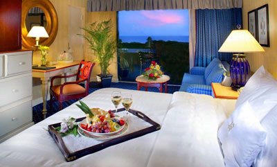 Crowne Plaza Hilton Head Island Beach Resort - 