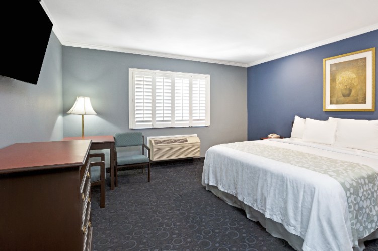 Indigo Courtyard Inn Suites Sales - One King Bed