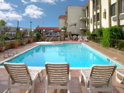 Best Western South Bay Hotel - Outdoor Pool