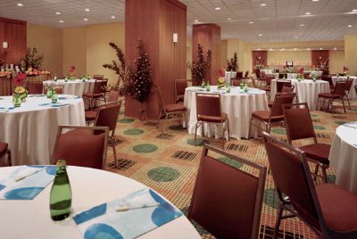 Doubletree Metropolitan Hotel - 