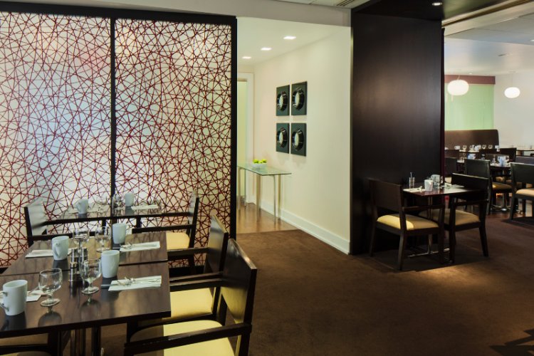 Doubletree Metropolitan Hotel - Double Double Guestroom