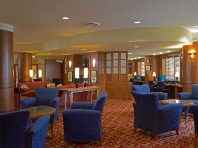 Courtyard by Marriott - Fire Place