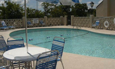 La Quinta Charleston Riverview - 