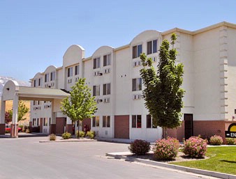 Days Inn - 