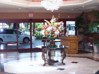Anaheim Park Hotel - 