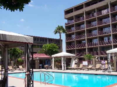 Anaheim Park Hotel - 