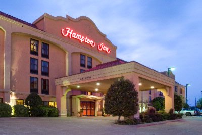 Hampton Inn Waco North - 
