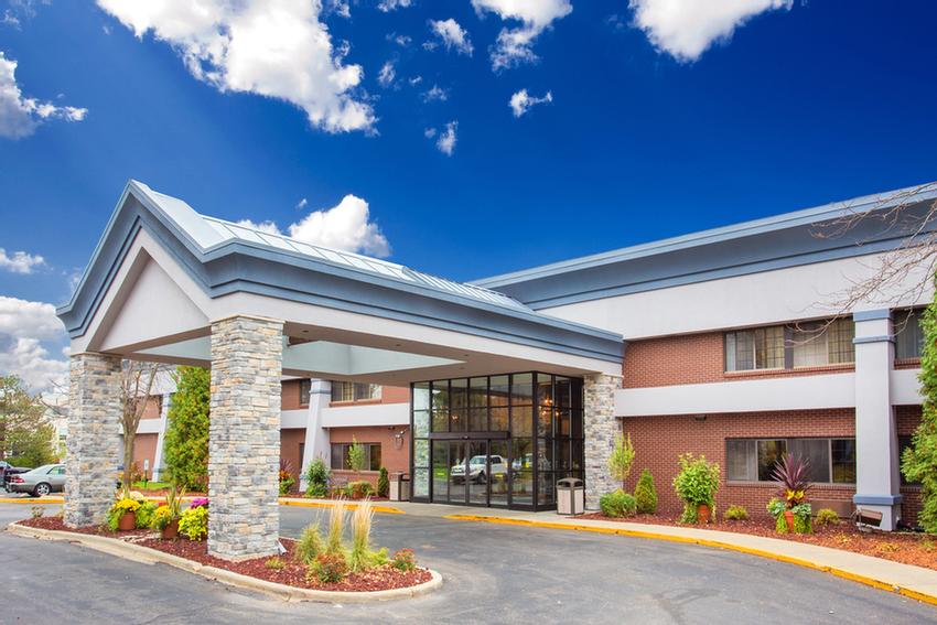 Baymont Inn & Suites