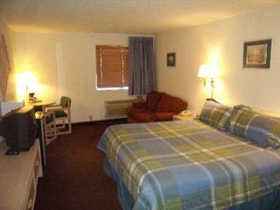 Iron Horse Inn - 