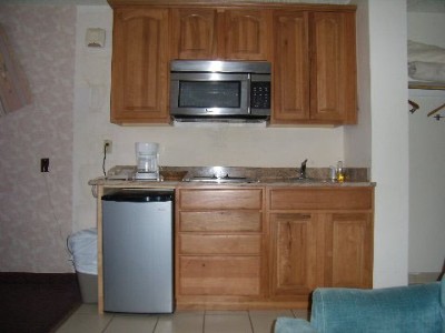 Iron Horse Inn - 