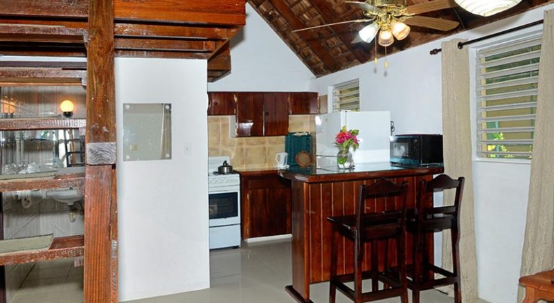 Firefly Beach Cottages Negril - 