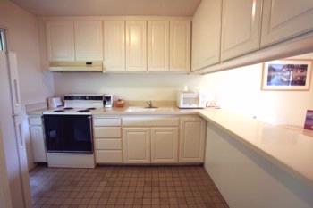 Aliso Creek Inn & Golf Course - Studio Suite Kitchen