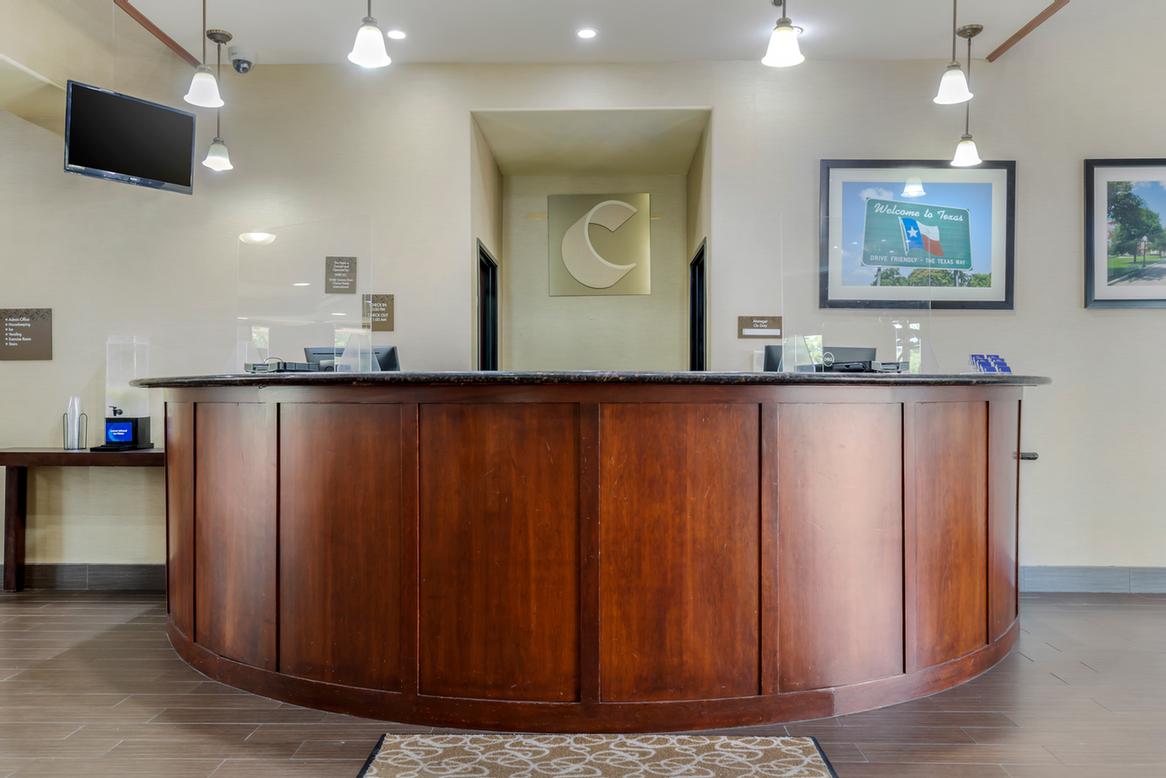 Comfort Suites Austin Pflugerville - 