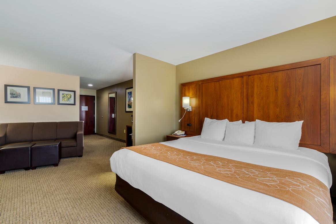 Comfort Suites Austin Pflugerville - 