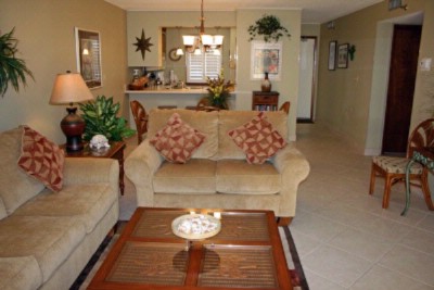 The Islander Owners Resort - Example Living Room