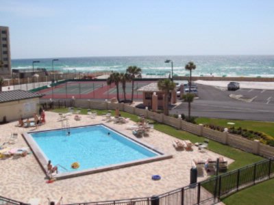 The Islander Owners Resort - Outdoor Pool