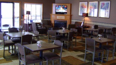 Holiday Inn Express Hotel & Suites - Breakfast Area