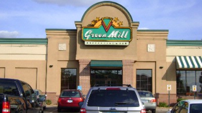 Holiday Inn Express Hotel & Suites - Green Mill Restaurant