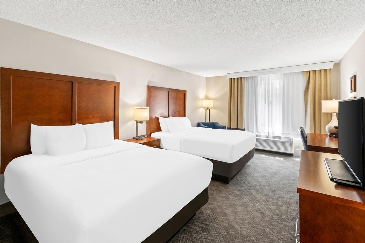 Comfort Inn West - 
