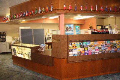 Kings Inn Hotel - Front Desk
