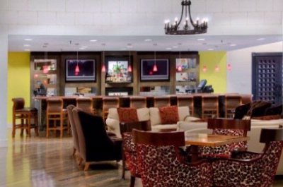 Doubletree Dallas Campbell Centre - Lobby Bar