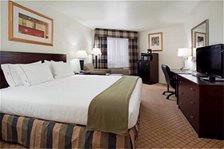 Holiday Inn Express - 