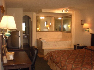 Super 8 - 