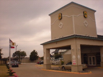 Super 8 - 