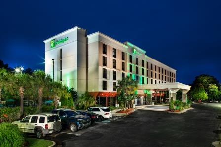 Holiday Inn Atlanta Northlake - 